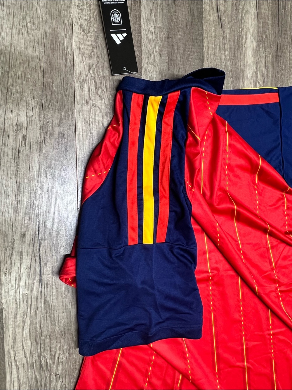 ‼️SOLD ‼️2026 fifa Adidas men's World Cup Spain España Soccer Jersey
SLIM FIT - Picture 4 of 8